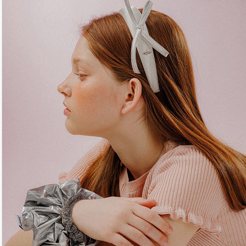 WIDE RIBBON SATIN HAIR BAND (LIGHT GRAY)