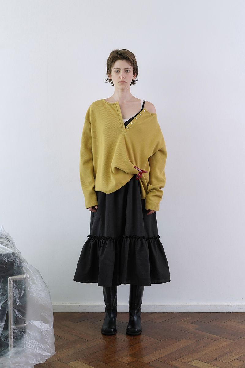 Waffle button t-shirt_mustard