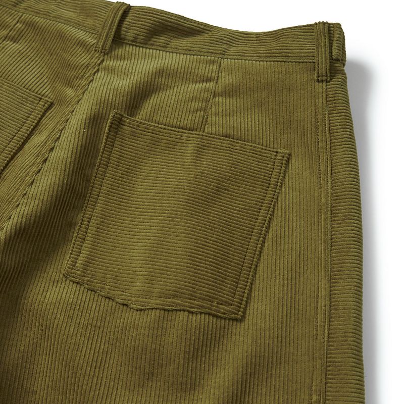 One tuck strap corduroy pants / Olive