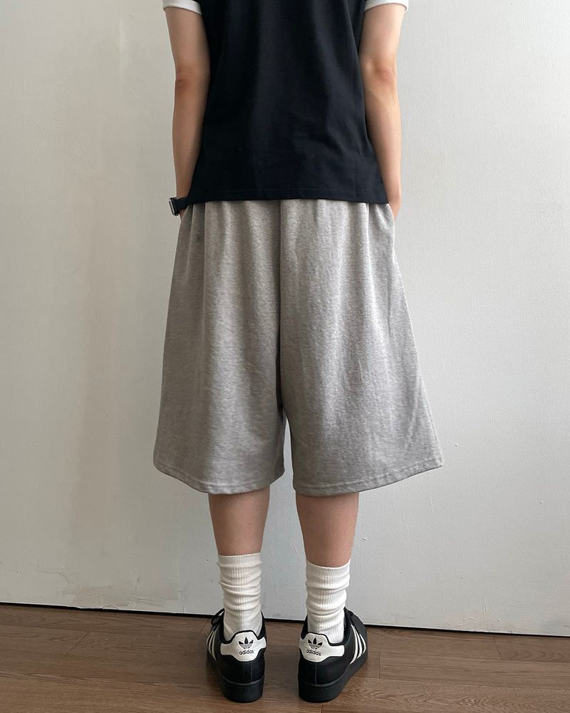 Score Bermuda Sweatpants