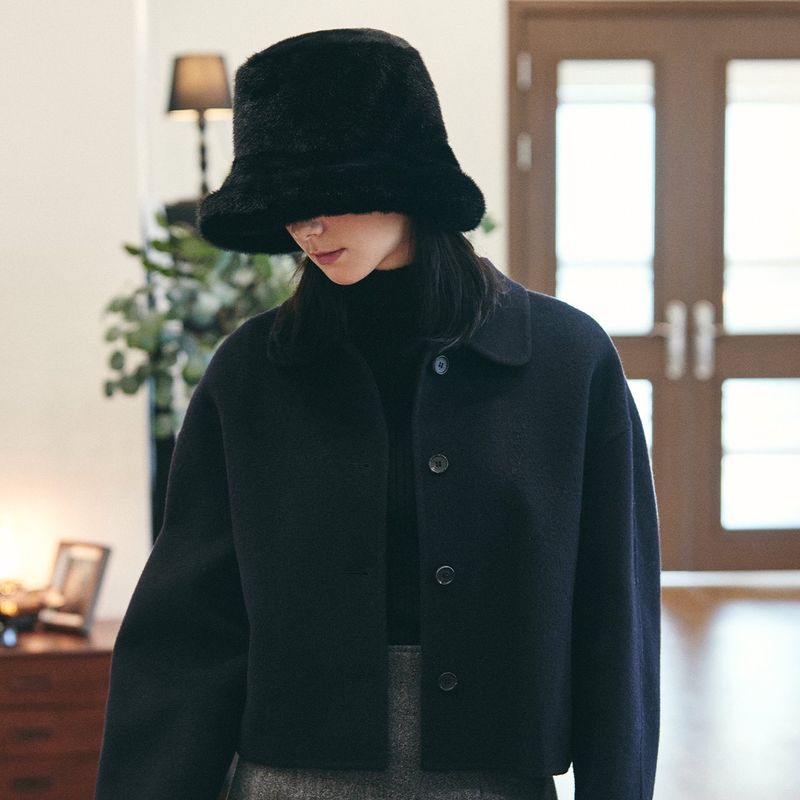 VA Long Label Fur Bucket Hat / Black