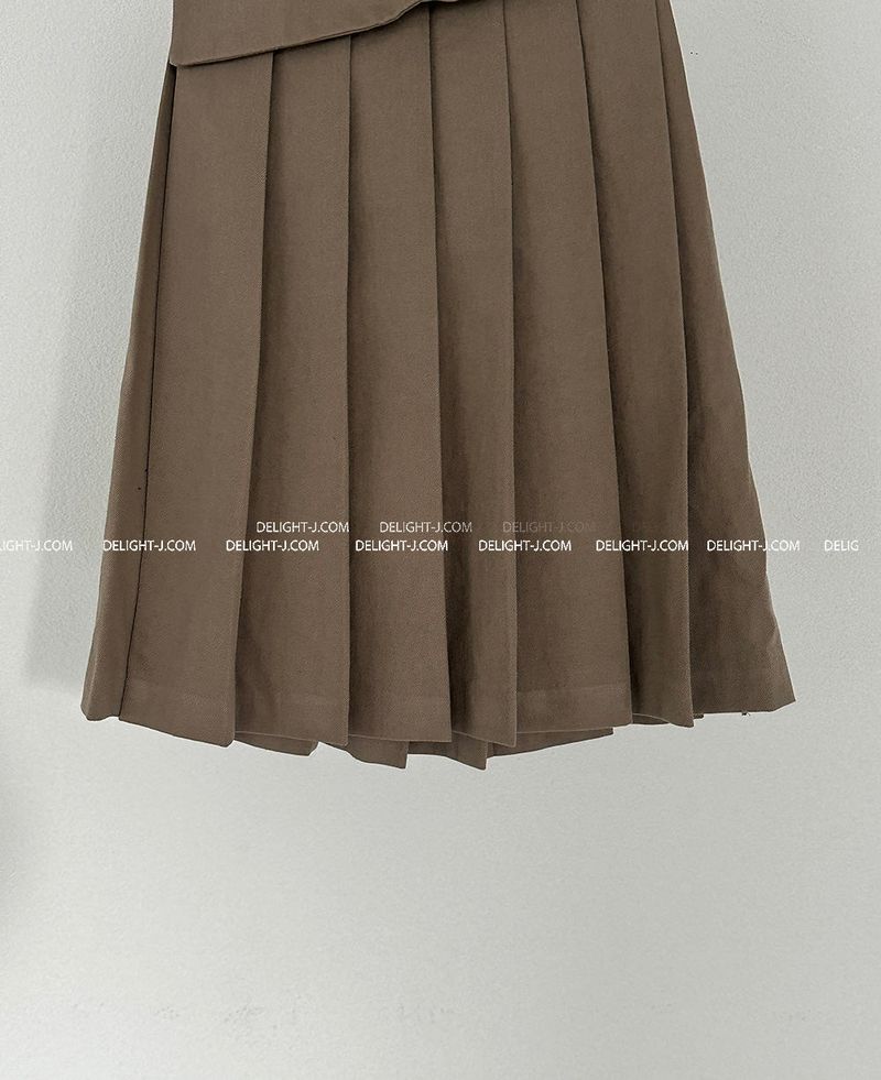 Gigantic Pleated Midi skirt