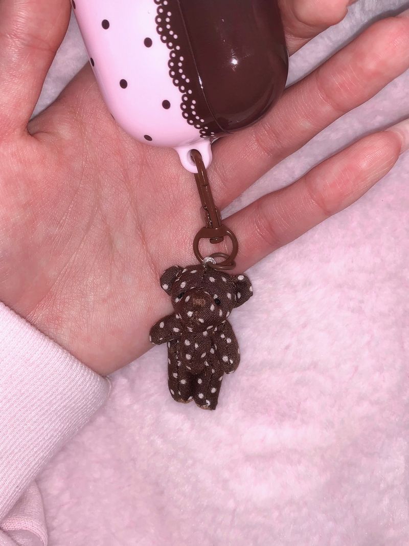 brown bear keychain