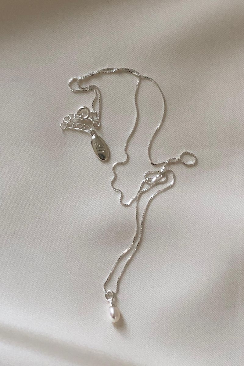 [925 Silver] シルエットパールネックレス
