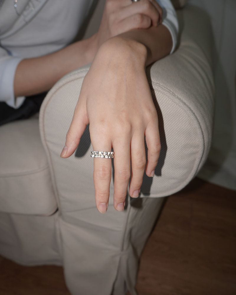 [925SILVER] SATIN FRILL WAVE POINT RING