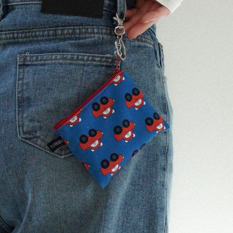 TUTEOGI（トゥトギ）の「Find Me pattern keyring pouch(mini)（Smartphone Accessories）」