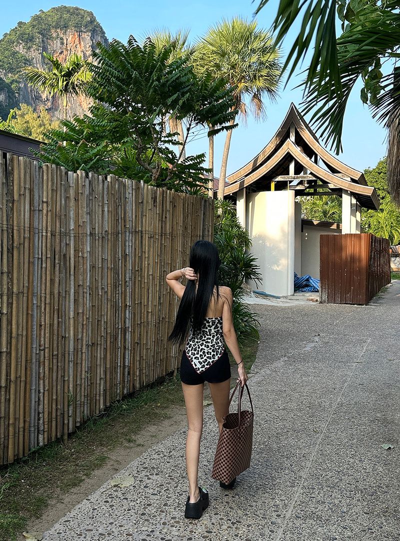 cookie-banded shorts