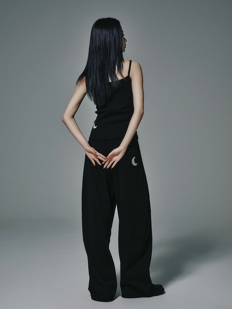 MOON SLEEVELESS BLACK
