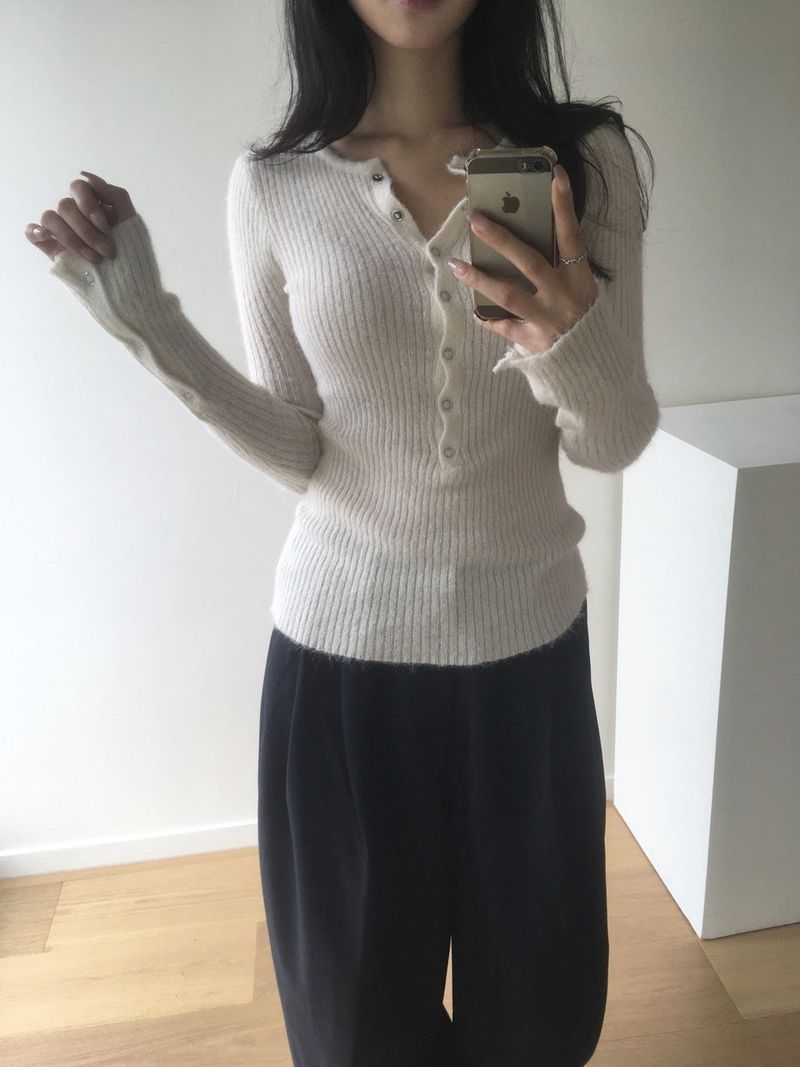 Henley neck loose fit knit
