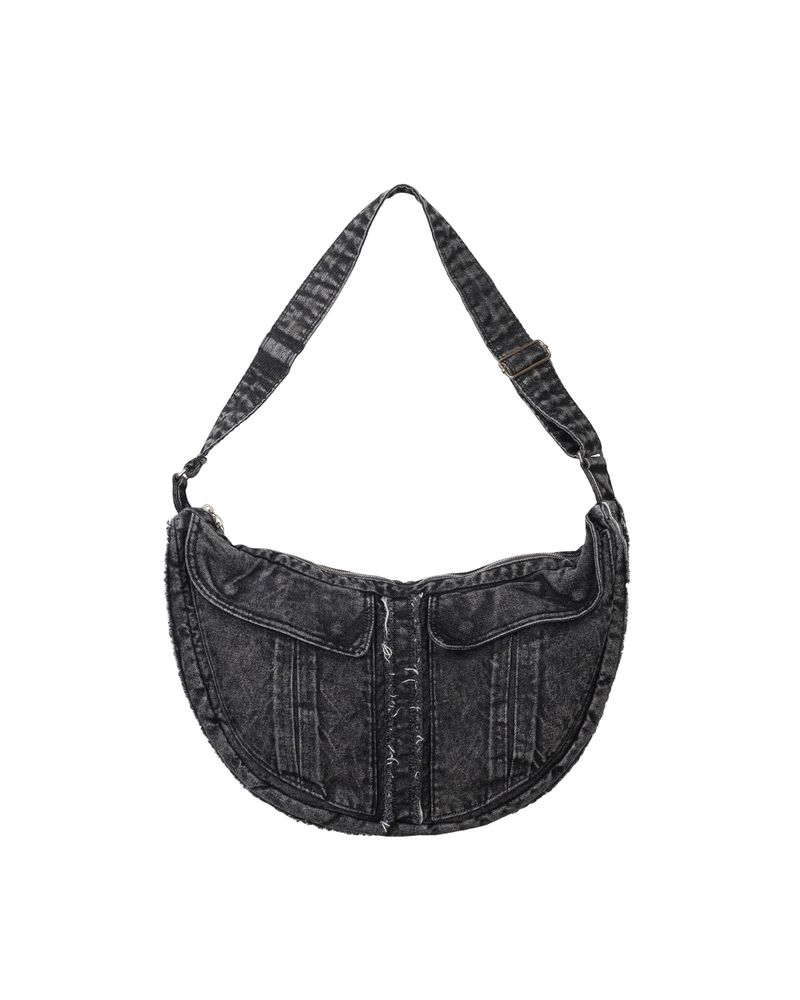 IUGAMAKARAS（イウガマカラス）の「Washed Denim Shoulder Bag (Black)（Bags）」