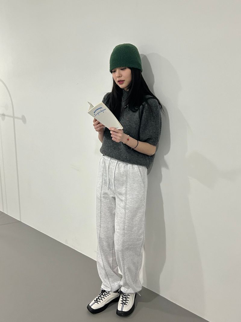 (napping) Stitch sweat pants
