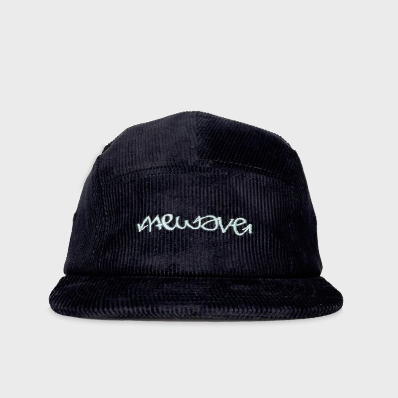 NEWAVE（ニューエーブ）の「ブラックコーデュロイ 5 パネルキャップ（帽子）」