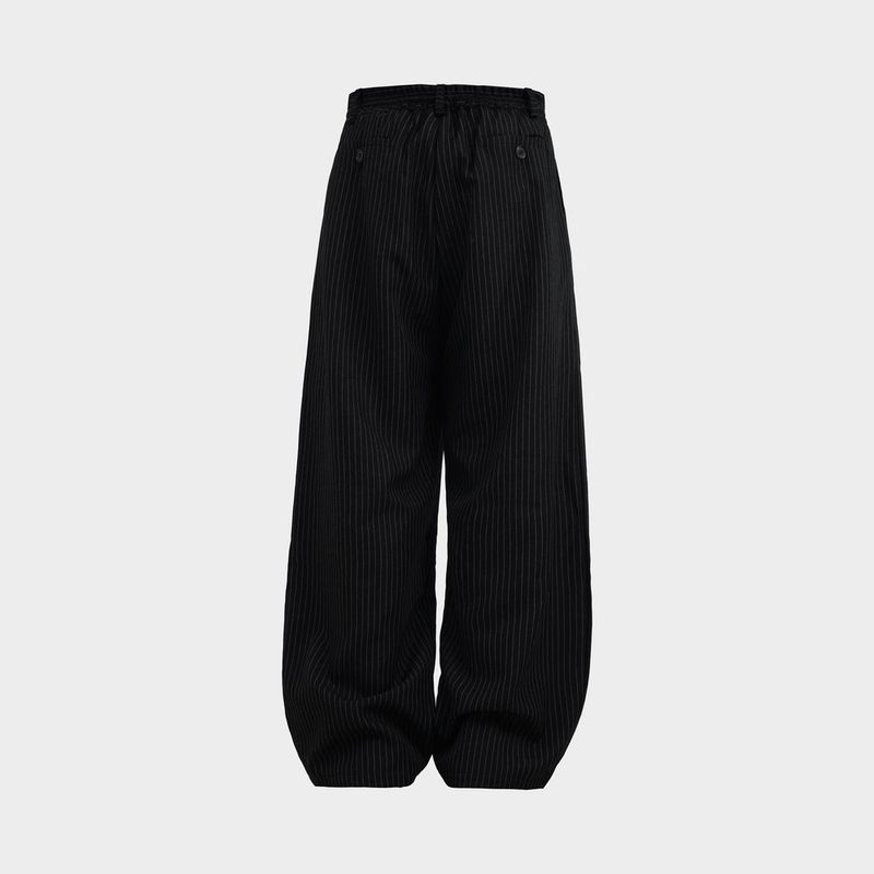HIERARCHY STUDIOS Unruled - Stripes Black Tuck Slacks Trousers