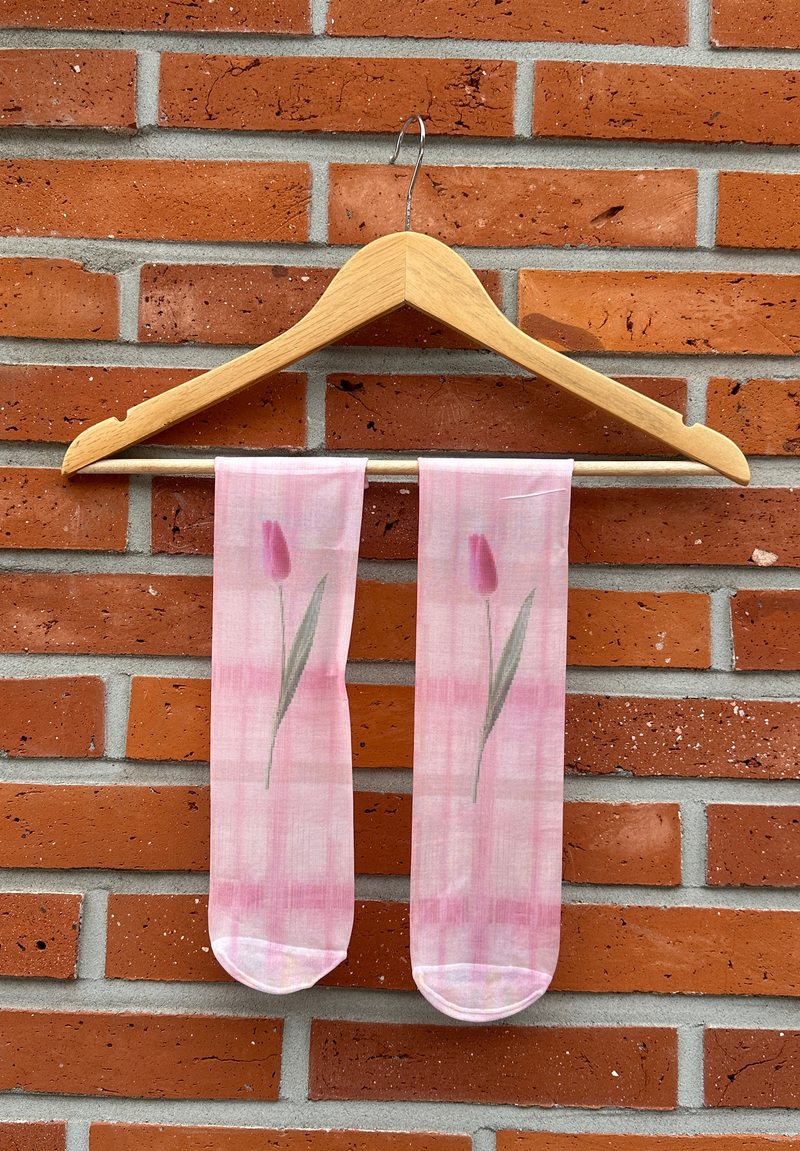 [Made] Pink tulip long socks