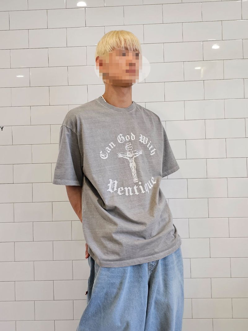 VENTIQUE（ベンティーク）の「VENTIQUE Pigment Jesus Short Sleeve Tee 3color（Tops）」