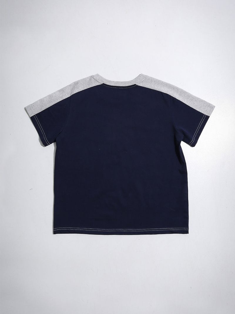 S Tシャツ