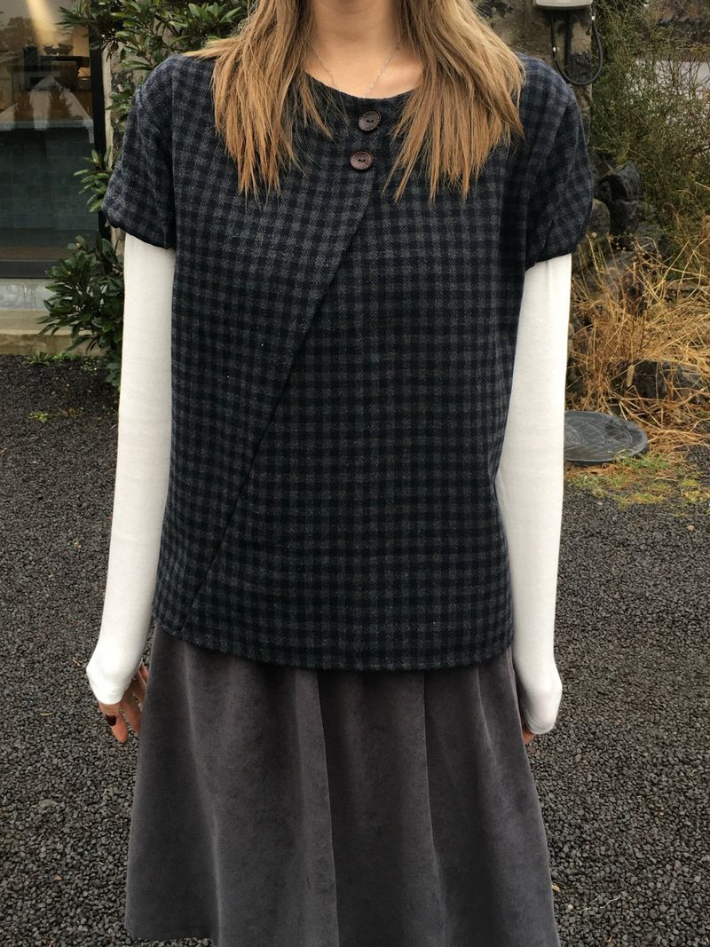 Mone Check Puff Blouse (2c)
