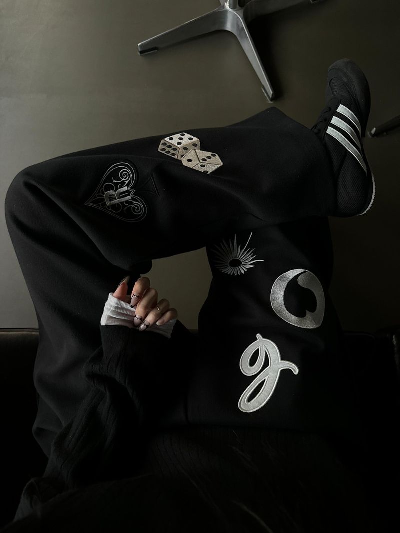 Alice in woderland sweat pants (Unisex)