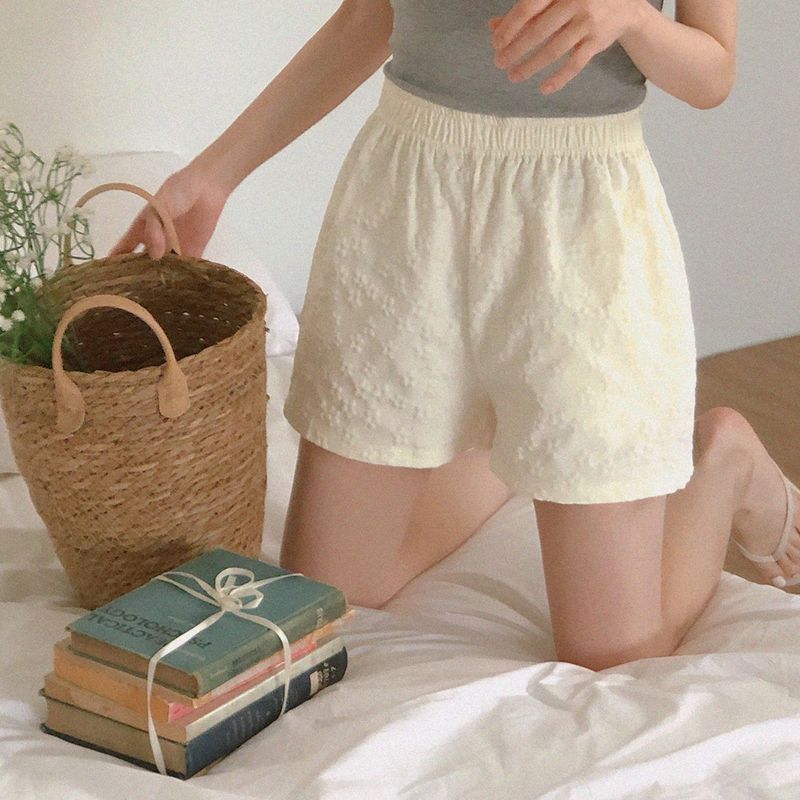 natural mind（ナチュラル マインド）の「Isle Flower Jacquard Shorts（Pants）」