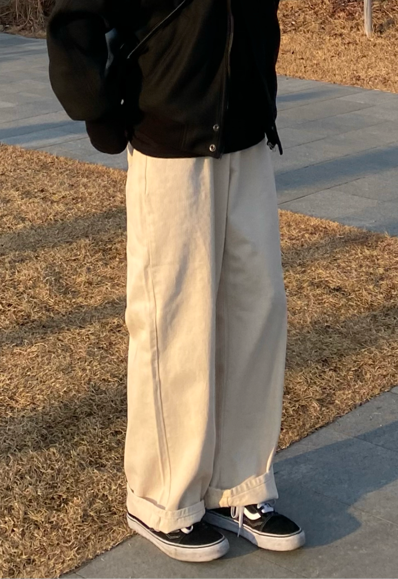 GROOM(グルーム)の「Ivory balloon wide pants(Pants)」