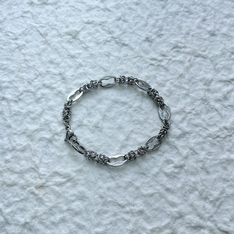 Silver Knot Link Bracelet
