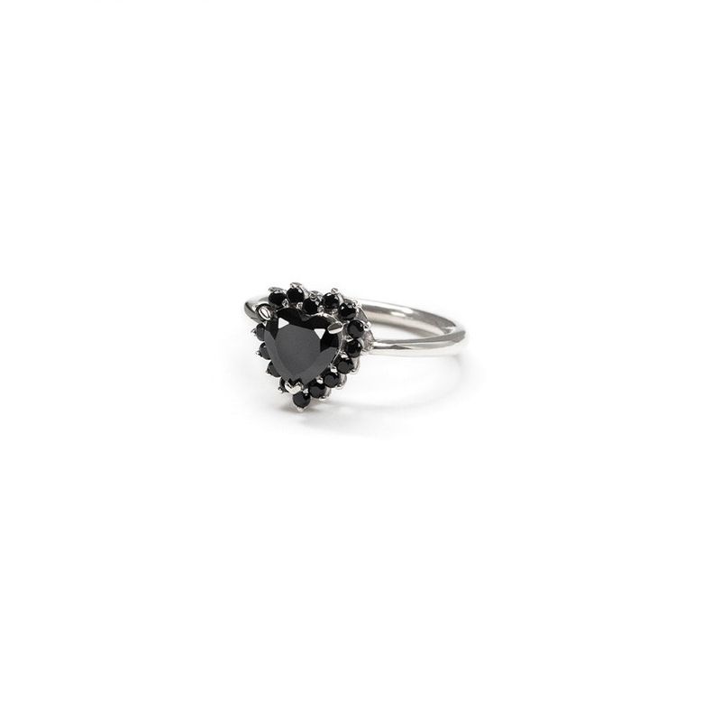 Crystal Heart Ring (Black)