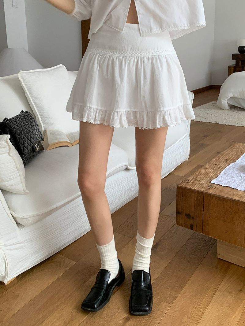[MADE] Versi lace frill mini skirt