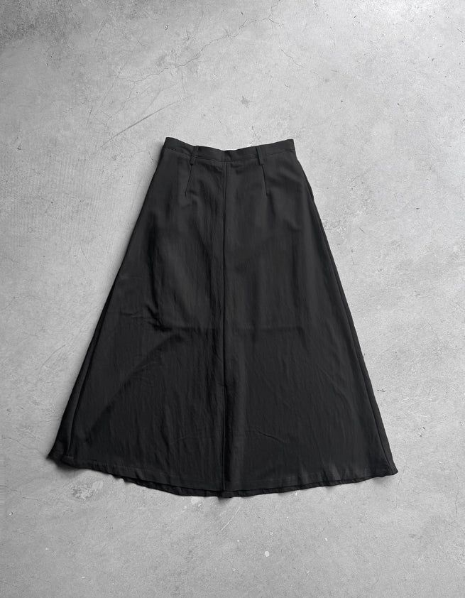 Lumar Inverted Pleated Long Skirt