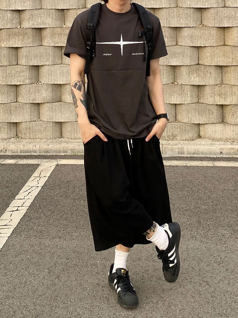 Layer pintuck bermuda wide half pants 2C