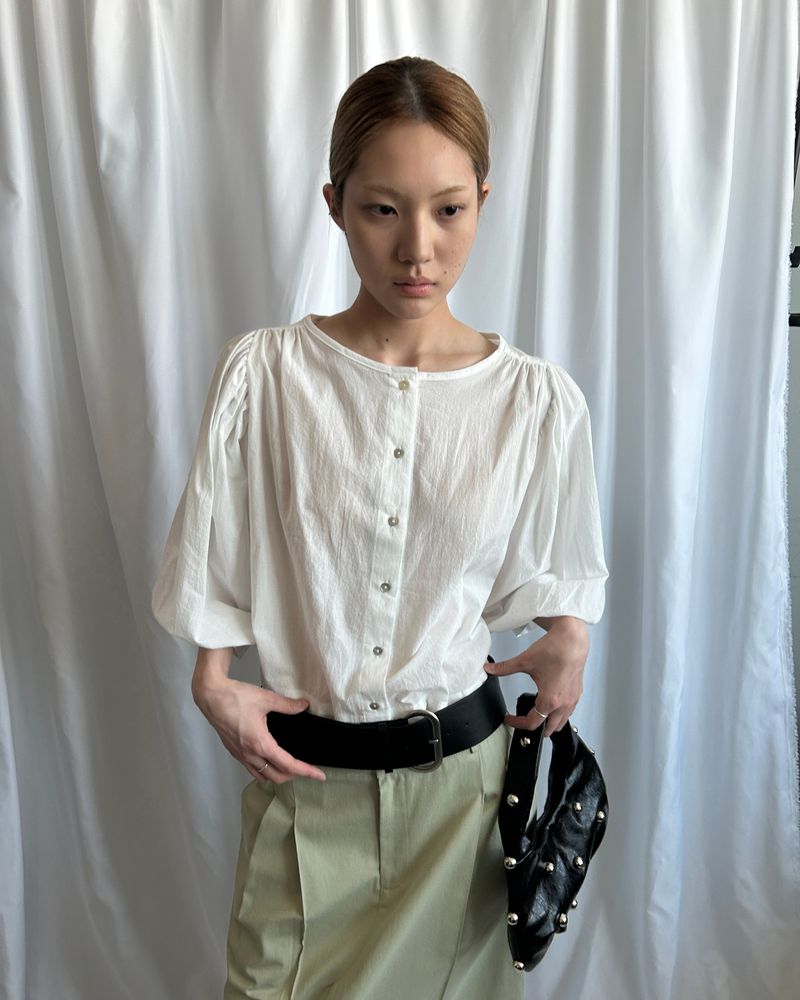 MDNC（エムディーエヌシー）の「PURITY BLOUSE [White]（Tops）」