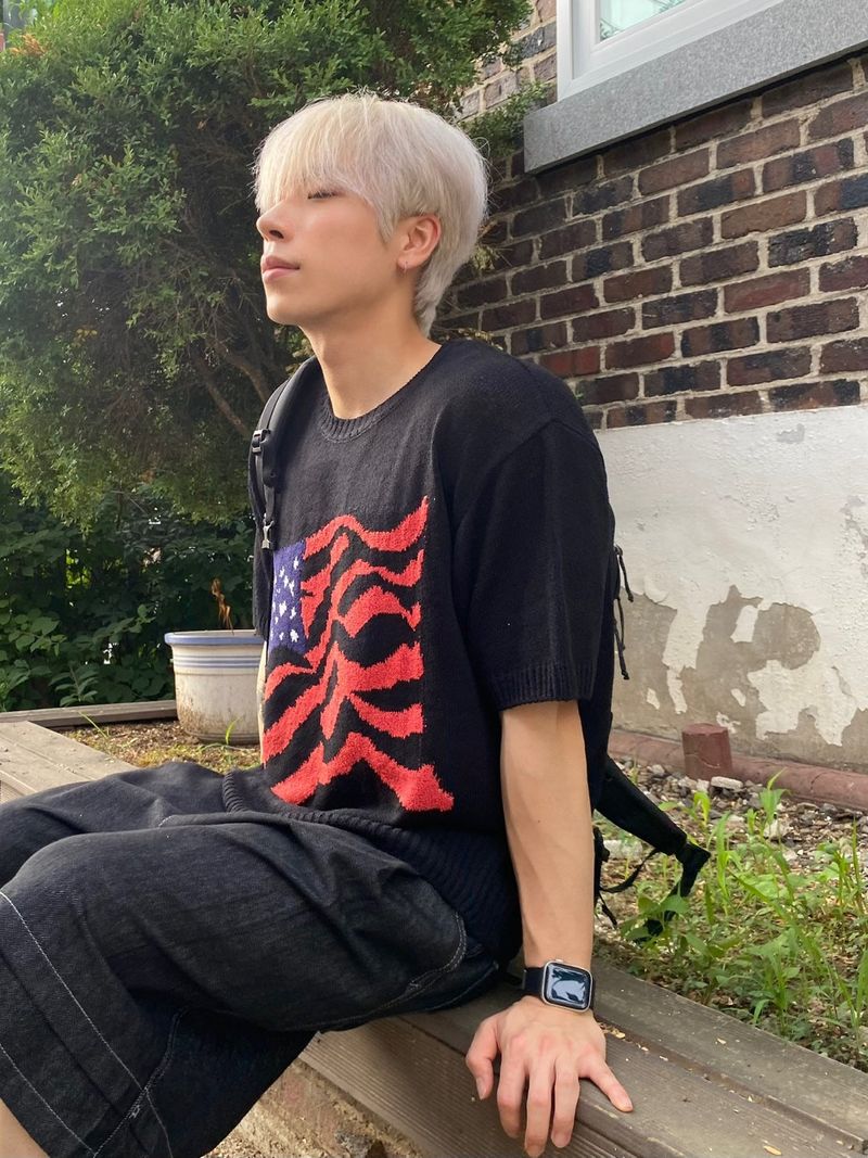 USA Round short sleeve knit 3