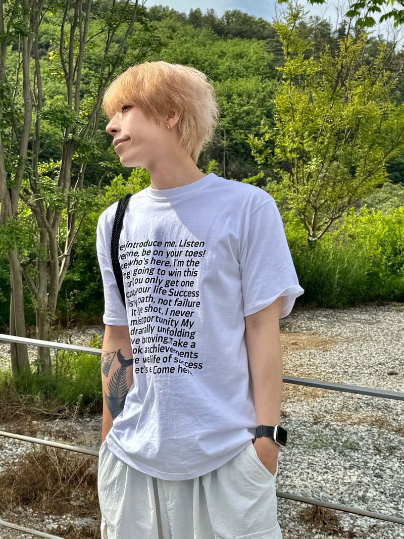 Square frame lettering short sleeve T 3C