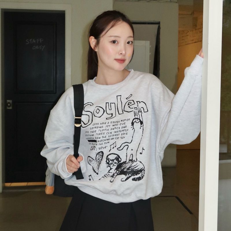 Soylen（ソイレン）の「ラブキャッツスウェットシャツ (LIGHT GRAY)（トップス）」