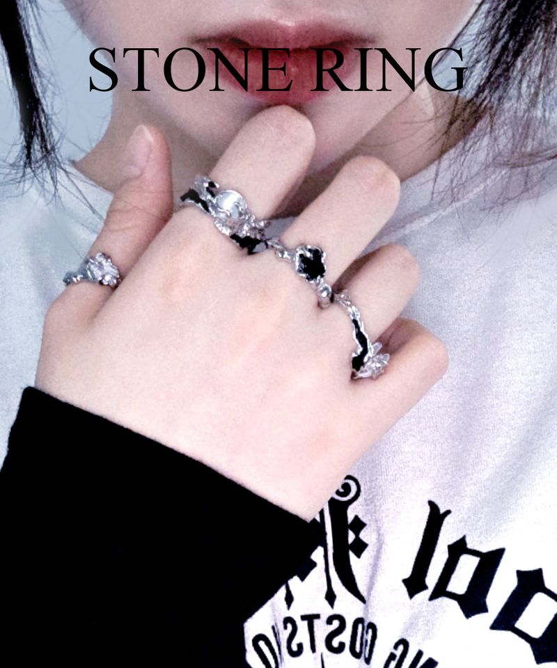 Unique Black White Stone Ring