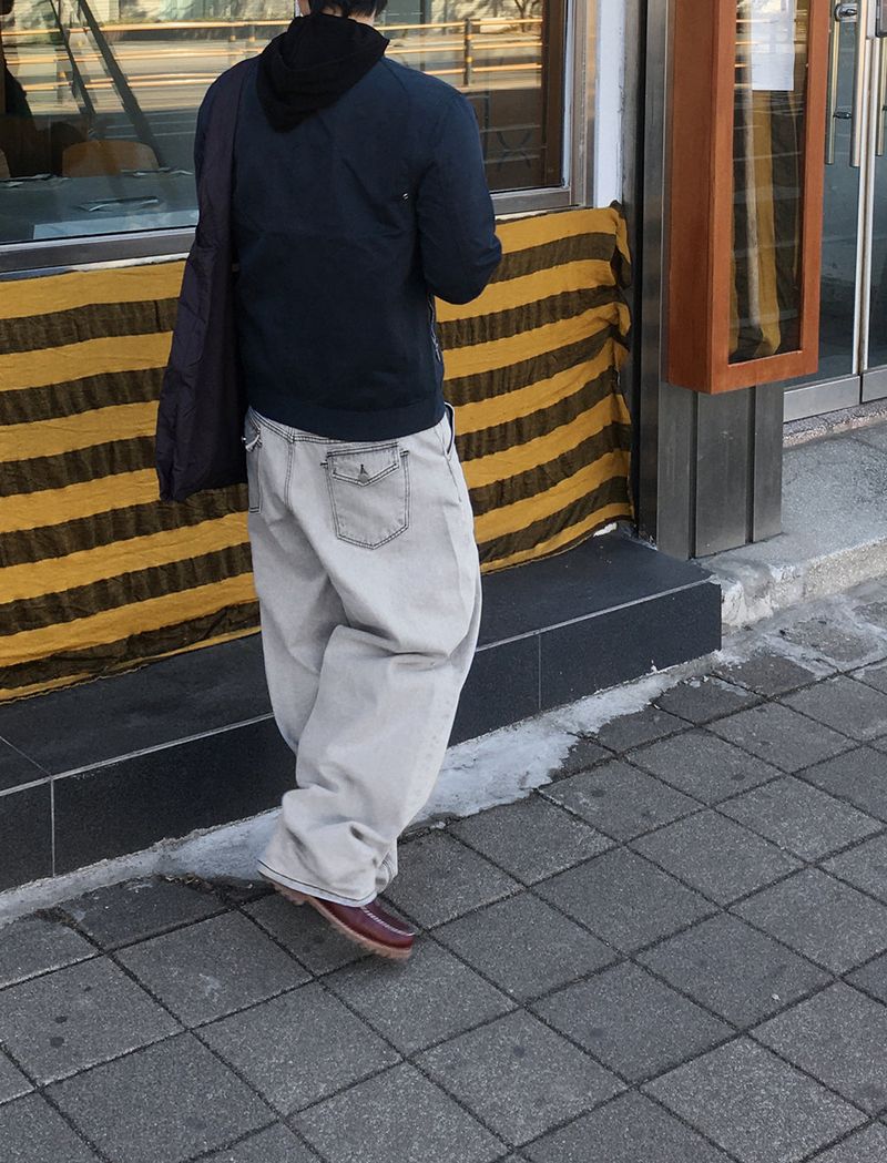 No.1674 back pocket gray wide denim PT