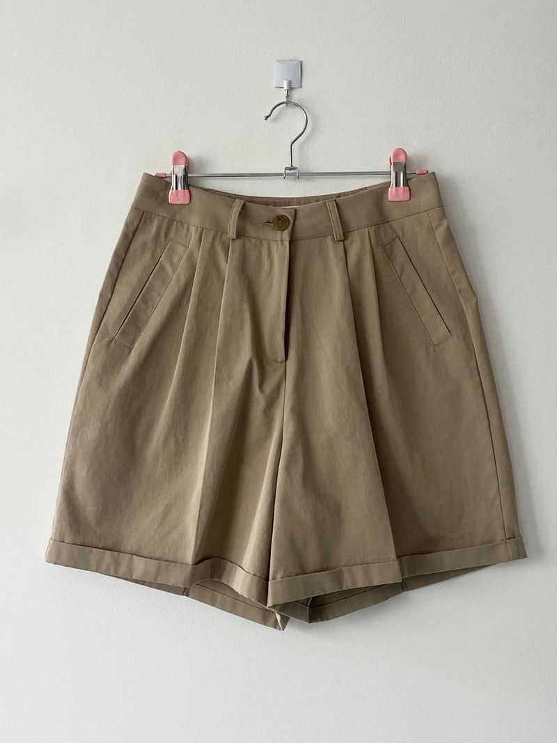 Rollup pintuck mini pants