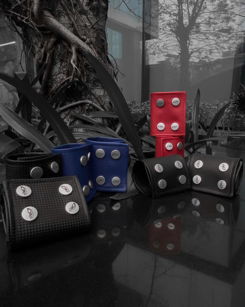 DK HAND BANDAGE (Black)