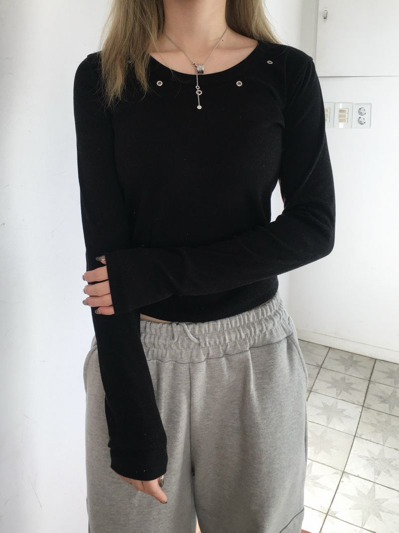 エンドUネックアイレットスタッドクロップTシャツ (6c)