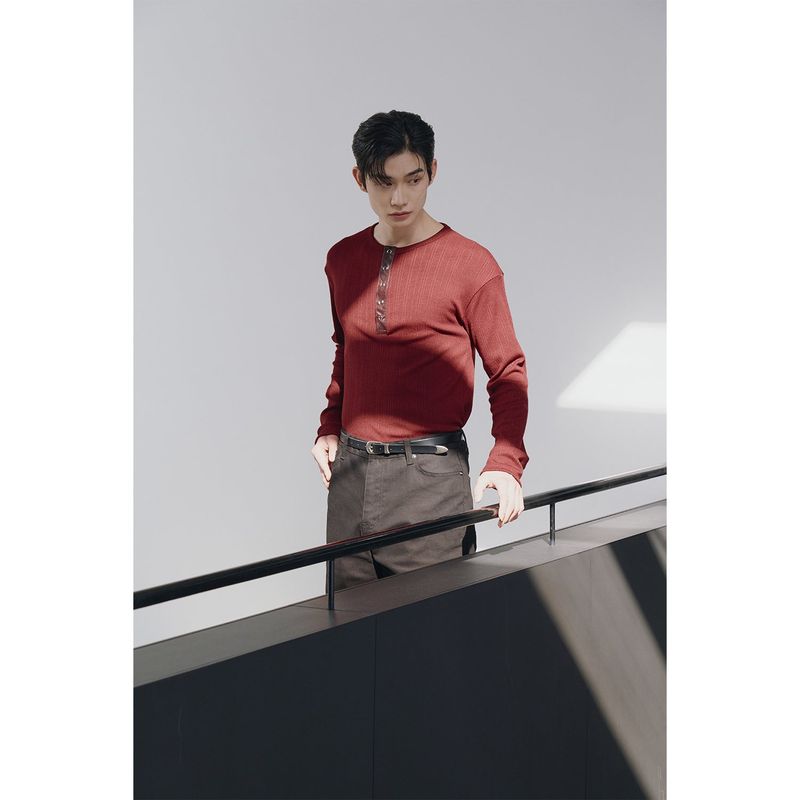 Leather ribbed henry neck long sleeves(Burgundy)