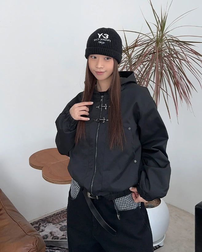 SATIIIZ（サティーズ）の「Luden Hook Buckle Hooded Jumper（Jackets/Outerwear）」