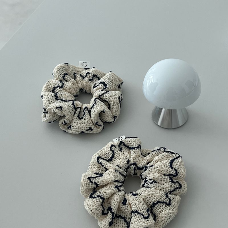 WAVE SCRUNCHIE