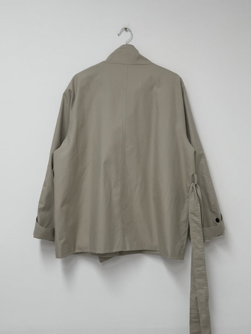 High-neck belted half trench coat