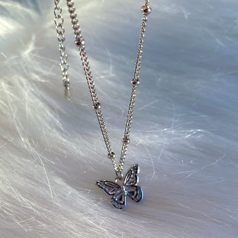 BELLAIS(ベライス)の「クルーニーバタフライネックレス(アクセサリー)」