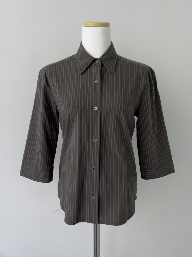 Striped elbow length slim fit shirt