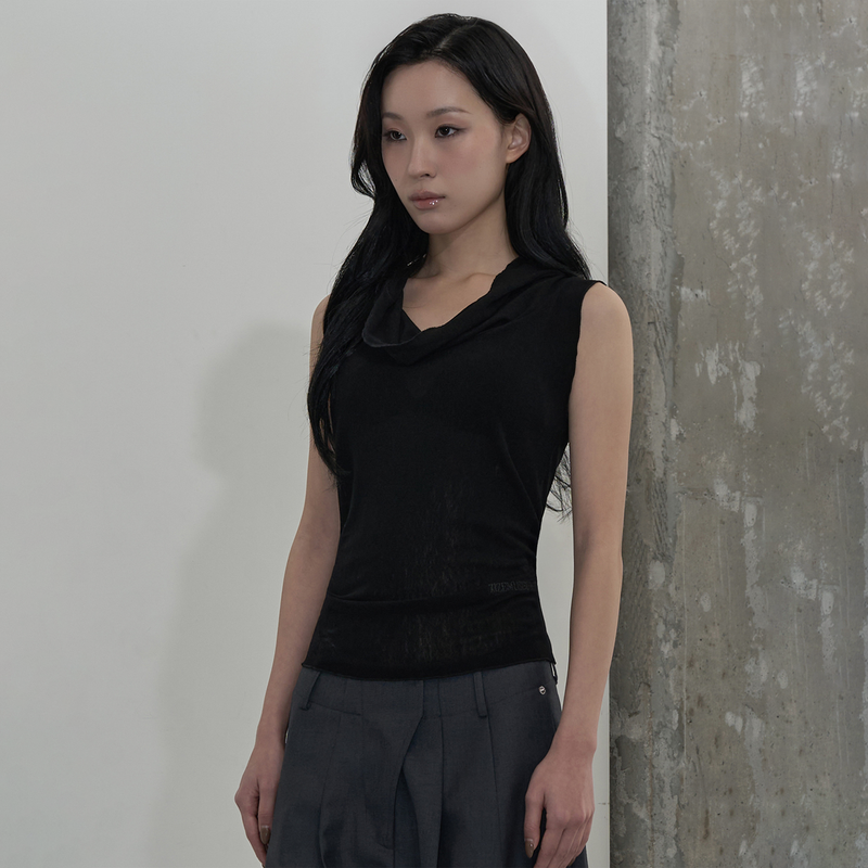 ZIZEMUSEUM（ジゼミュージアム）の「MESH HOODED SLEEVELESS TOP (BLACK)（Tops）」