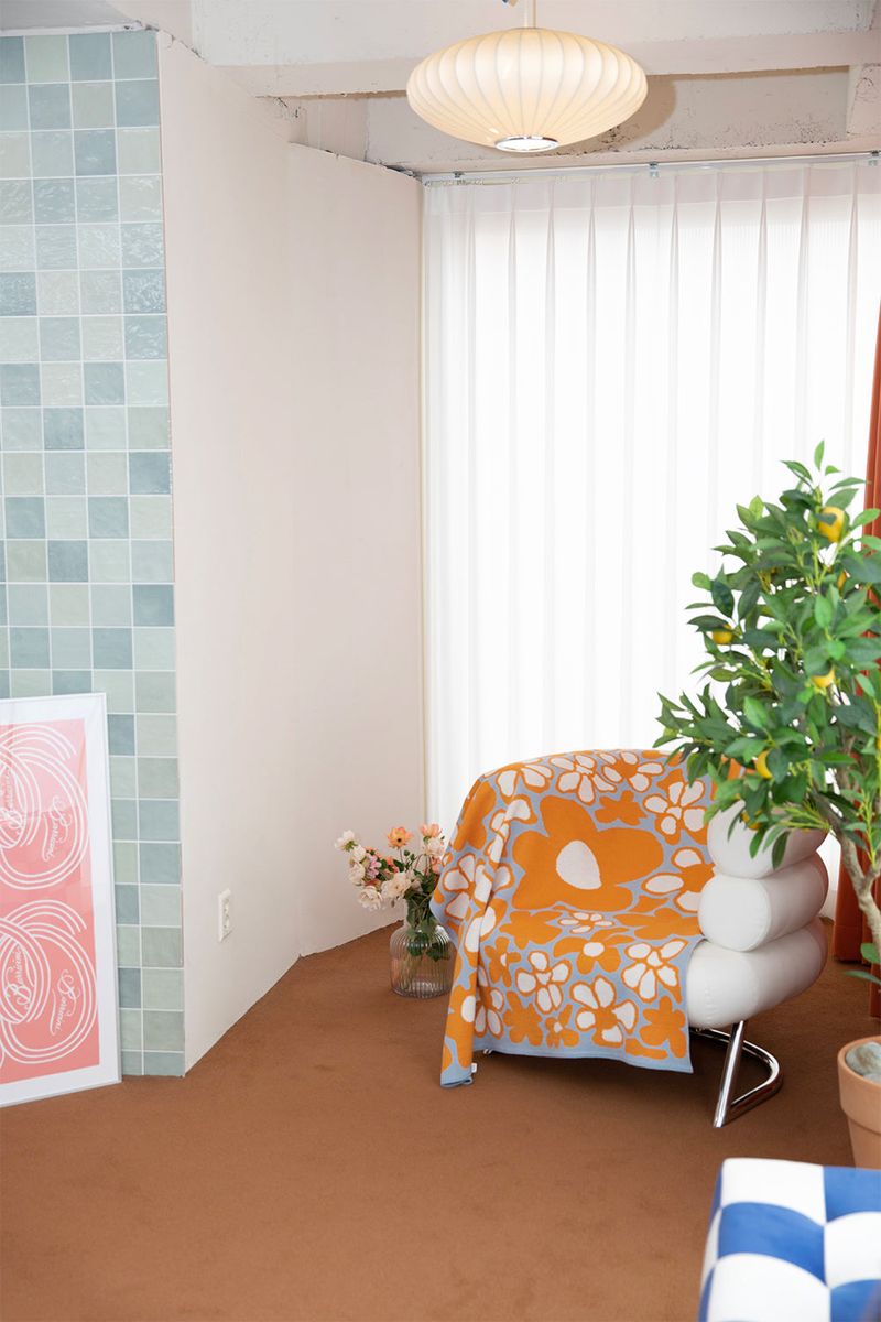 FLOWER PATTERN BLANKET