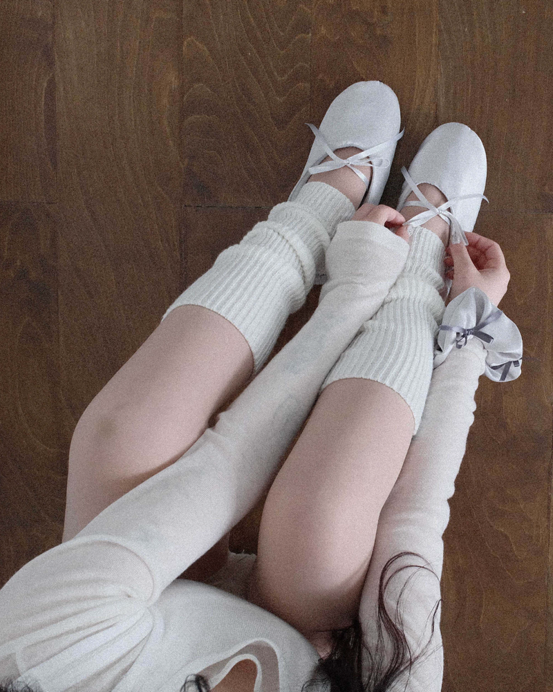 SIVER RIBBON ROOM SHOES