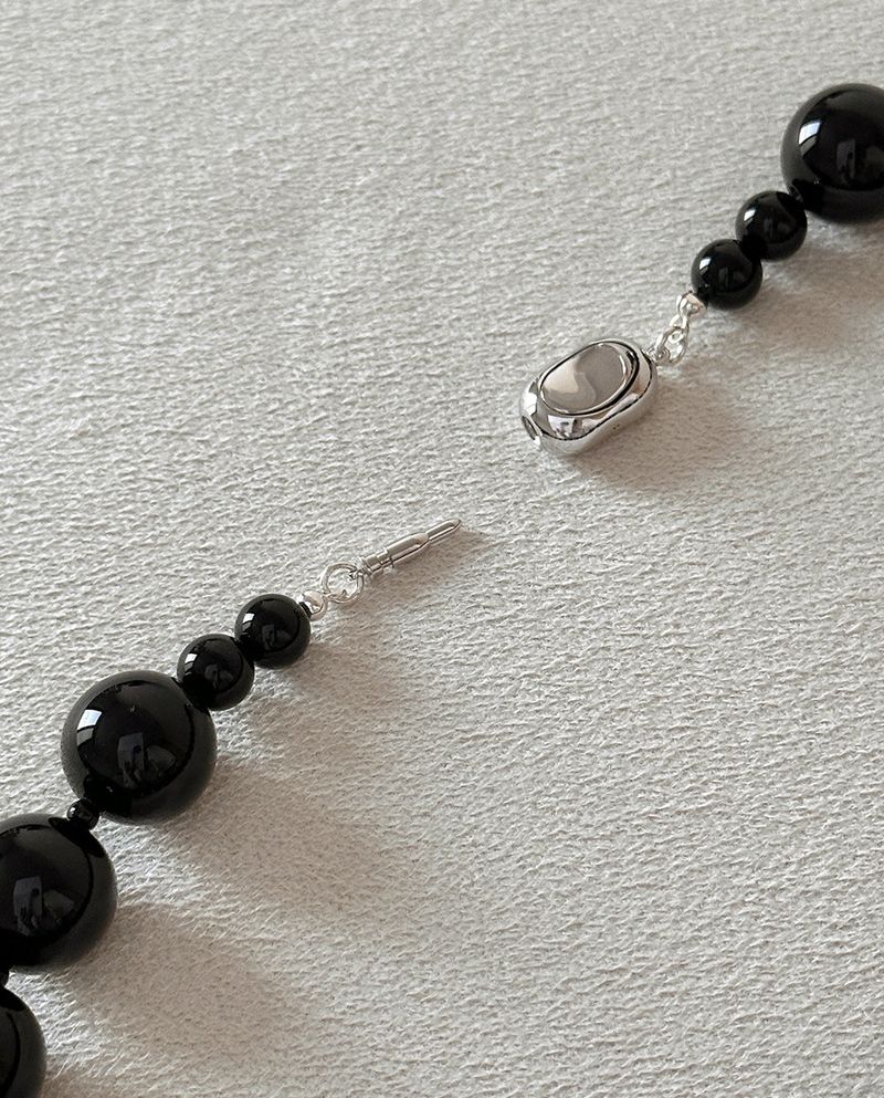 ONYX LARGE NECKLACE