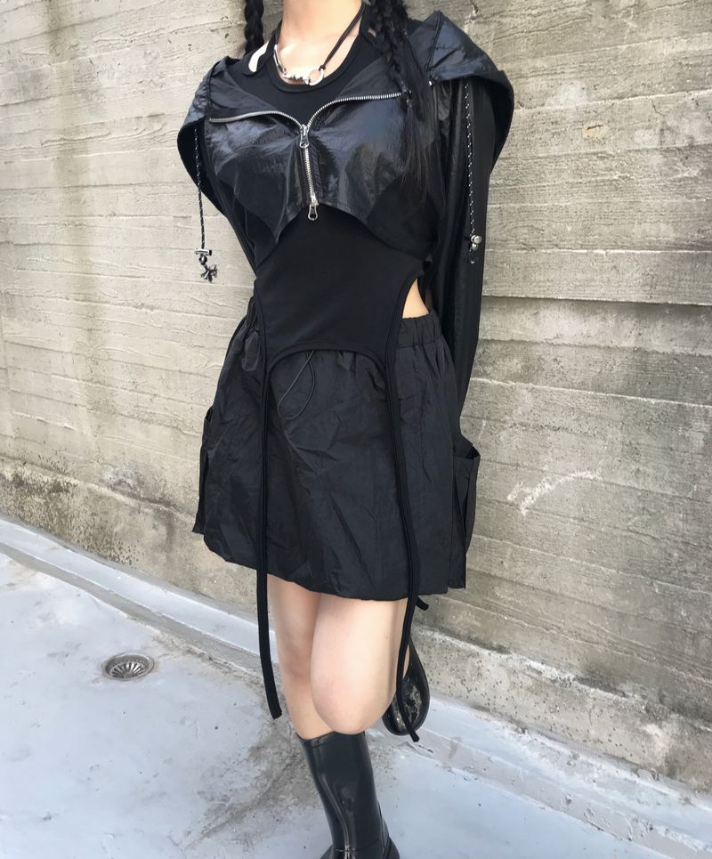Cropped rain mesh hooded windbreaker