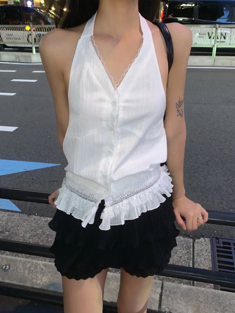 Rie Pleated Lace Tiered Mini Skirt